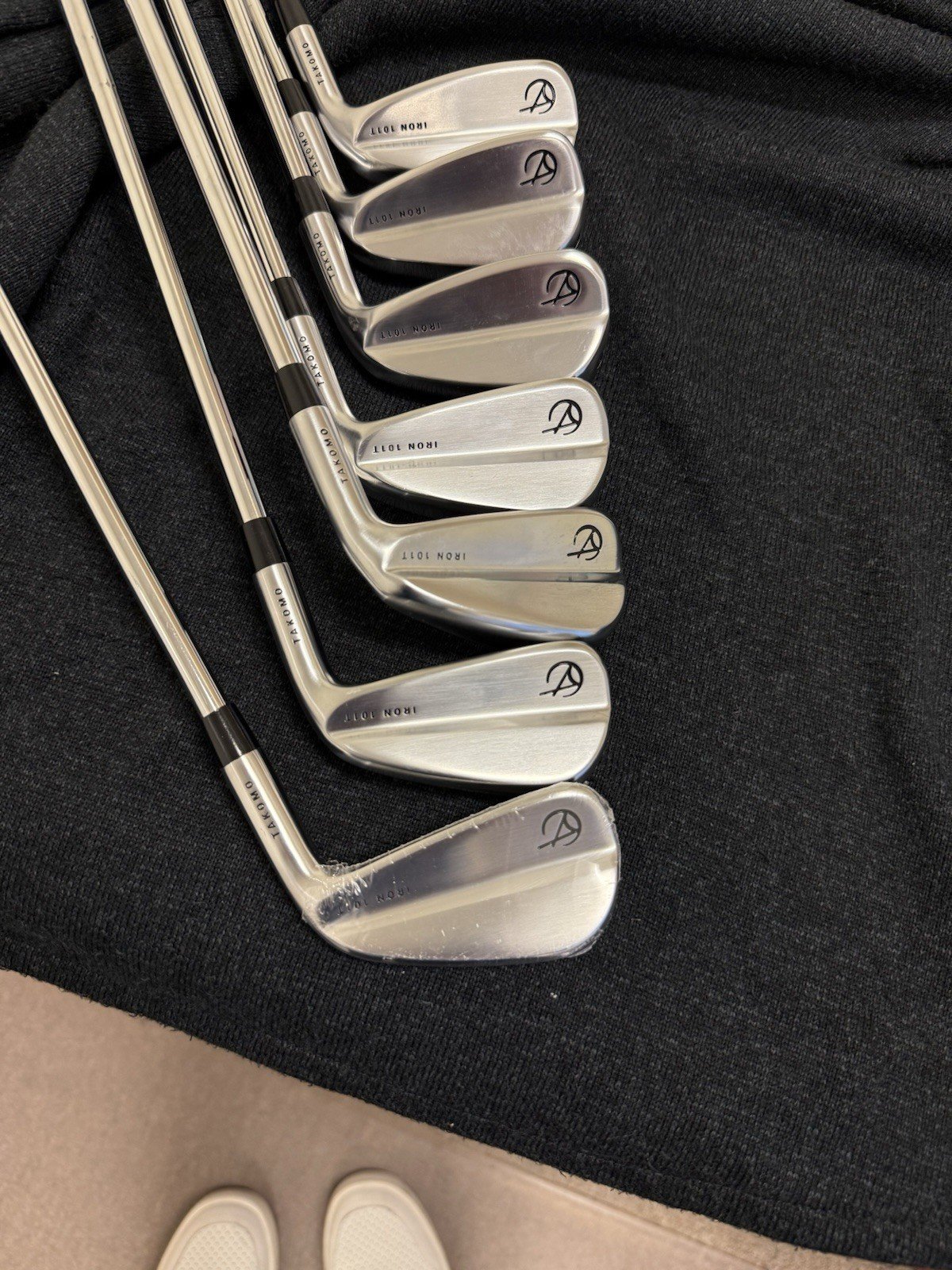 Buy Takomo 101T Iron Set 4 PW KBS Tour Lite Stiff Shafts buy-takomo-101t-iron-set-4-pw-kbs-tour-lite-stiff-shafts