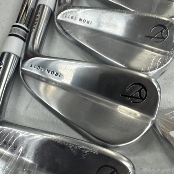 Buy Takomo 101T Iron Set 4-PW S Flex Dynamic Gold 105